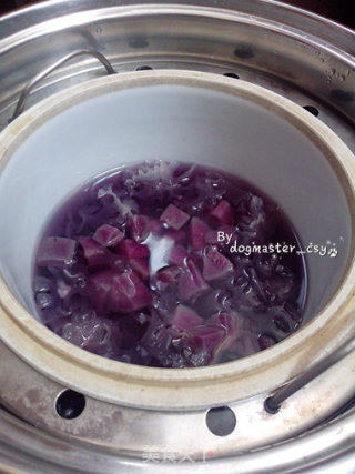Fall in Love with The Moist Purple in Autumn [purple Potato and Tremella Soup] recipe
