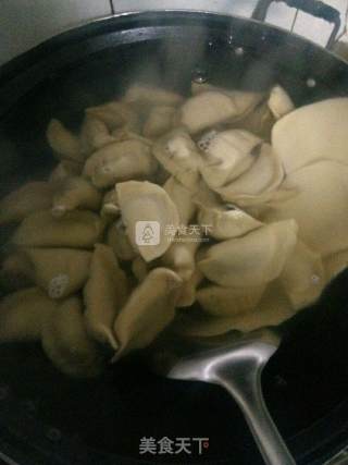 Shepherd's Purse and Pork Dumplings recipe