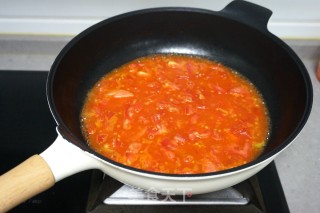 Potato Chips with Tomatoes recipe