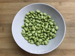 Stir-fried Dried Bamboo Shoots with Green Pepper and Edamame recipe