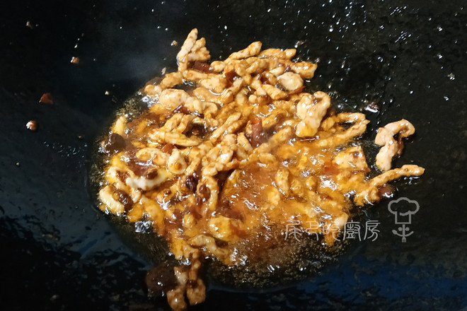 Stir-fried Shredded Pork with Chives recipe