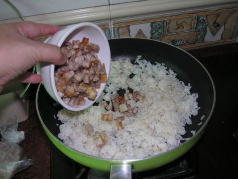 Fried Rice with Taro and Shrimp recipe