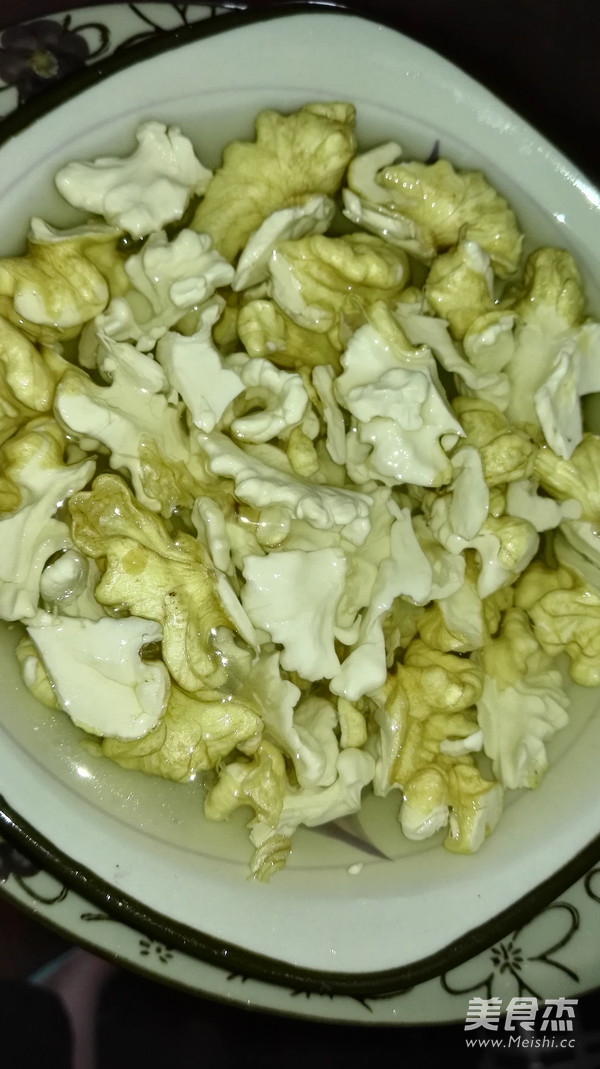 Mixed Raw Walnuts recipe