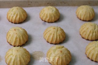 Blue Velvet Cheese Puffs recipe