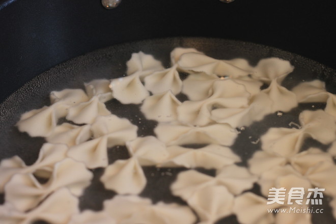 Butterfly Noodles in Tomato Sauce recipe
