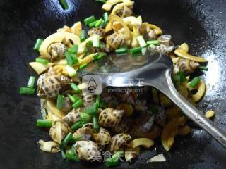 Leishan Fried Snails recipe