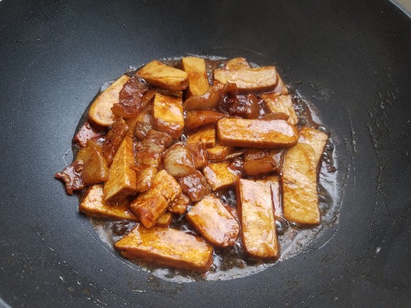 Fragrant Dried Pork recipe