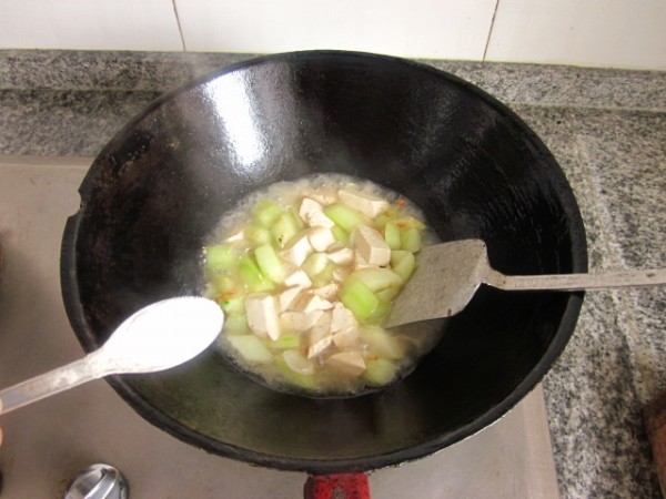 Cucumber Stewed Tofu recipe