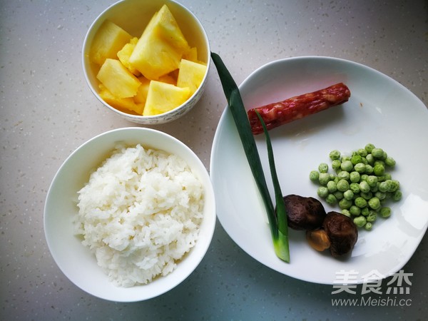 Fried Rice with Sausage and Pineapple recipe