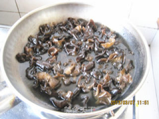 Celery Leaf Salad recipe