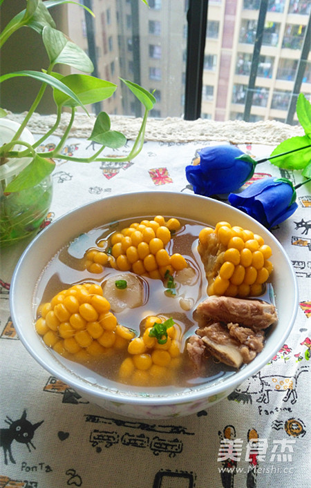 Corn Horseshoe Spare Rib Soup recipe