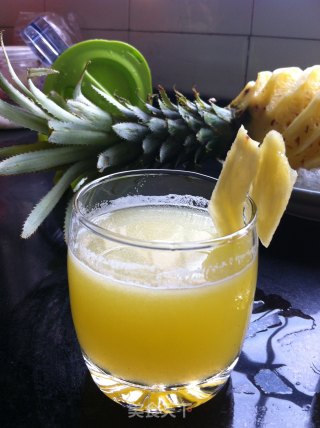 Freshly Squeezed Pineapple Juice recipe