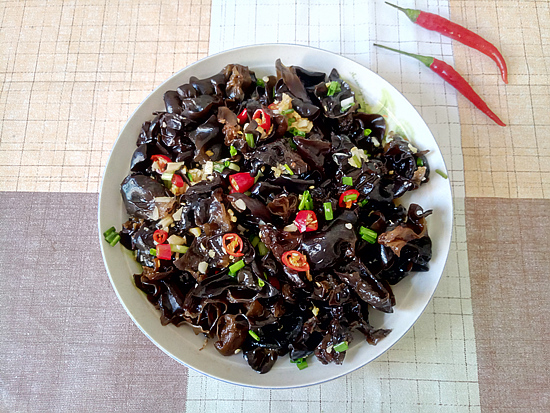 Hot and Sour Mixed Fungus recipe