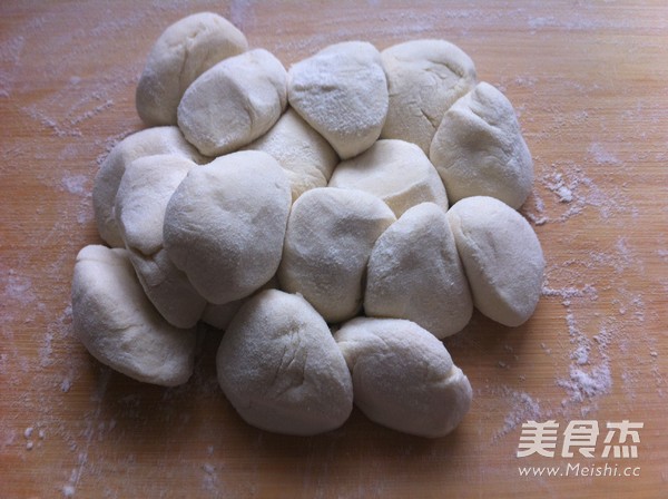 Steamed Dumplings with Amaranth, Egg and Shrimp Skin recipe