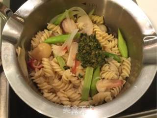 Seafood Pasta with Green Sauce recipe