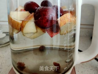 Jujube, Longan, Apple Water recipe