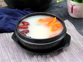 Papaya Crucian Carp Soup recipe