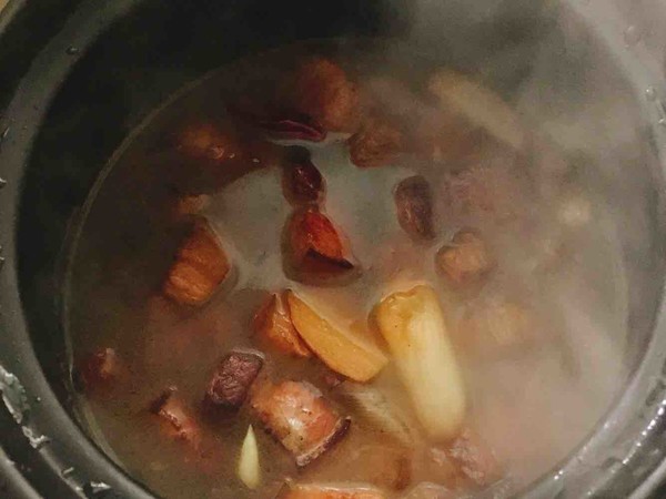 Braised Pork in Casserole recipe