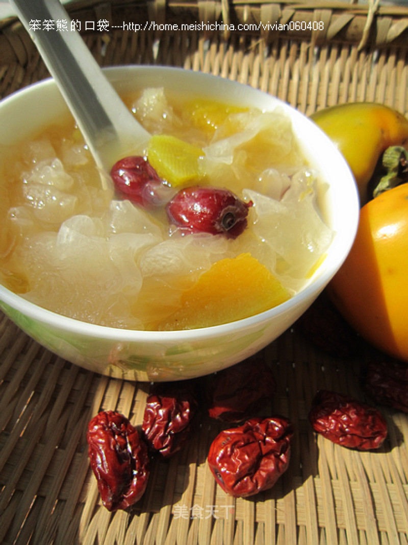 White Fungus, Pumpkin and Red Date Soup recipe
