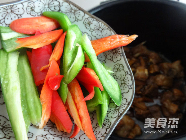 Braised Pork Ribs with Dried Radish recipe