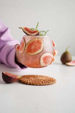 Fig Sparkling Water | this Refreshing Cup is Not to be Missed in Summer recipe