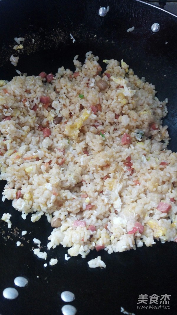 Fried Rice with Red Intestine recipe