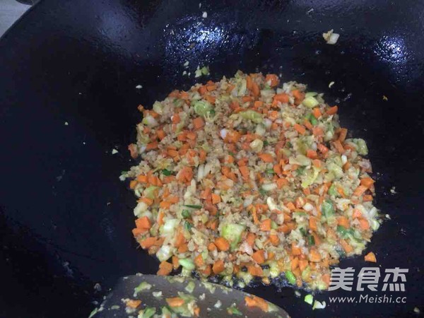 Fried Rice with Egg (stuffed Buns) recipe