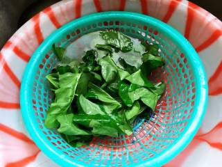 Convolvulus Leaf Egg Soup recipe