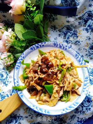 Stir-fried Shredded Pork with Tofu Skin recipe