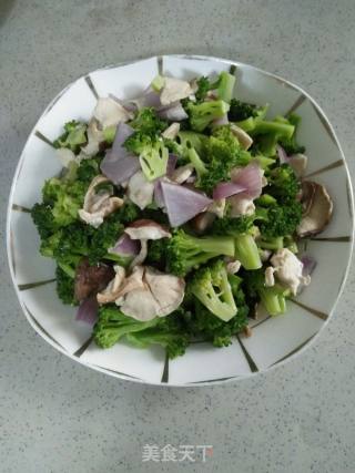 Stir-fried Shiitake Mushrooms with Broccoli recipe