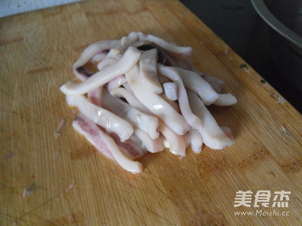 Squid Sticks Fried with Chives recipe