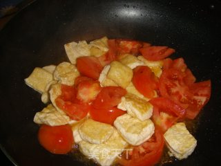 Stir-fried Tomatoes with Tofu recipe