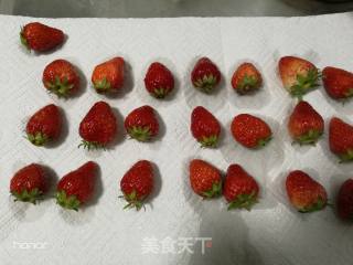 Strawberry Yogurt Cup recipe