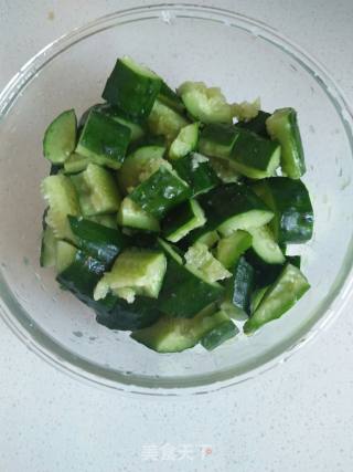 Cucumber Stings Mixed with Vinegar recipe