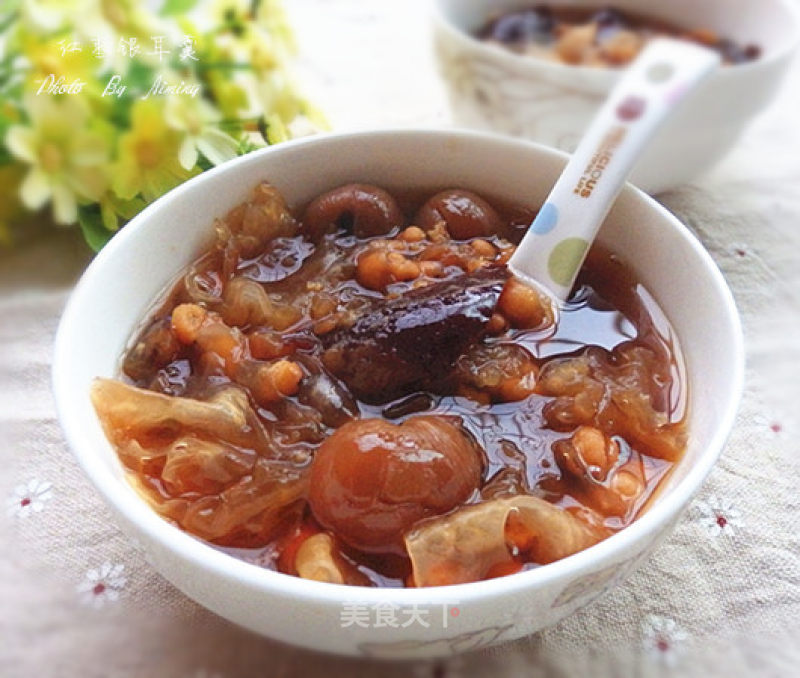 Jujube and Tremella Soup recipe