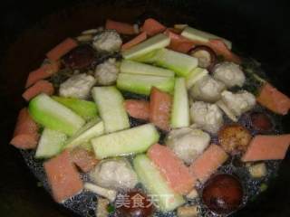 A Bowl of Fresh (with A Detailed Diagram of How to Make Fish Balls) recipe