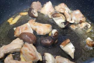 Glutinous Rice with Mushroom Ribs recipe