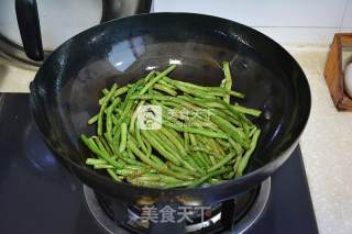 Stir-fried Carob recipe