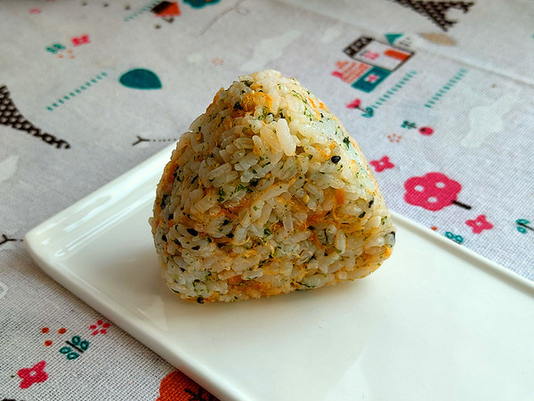 Low Sugar Seaweed Pork Floss Rice Ball recipe