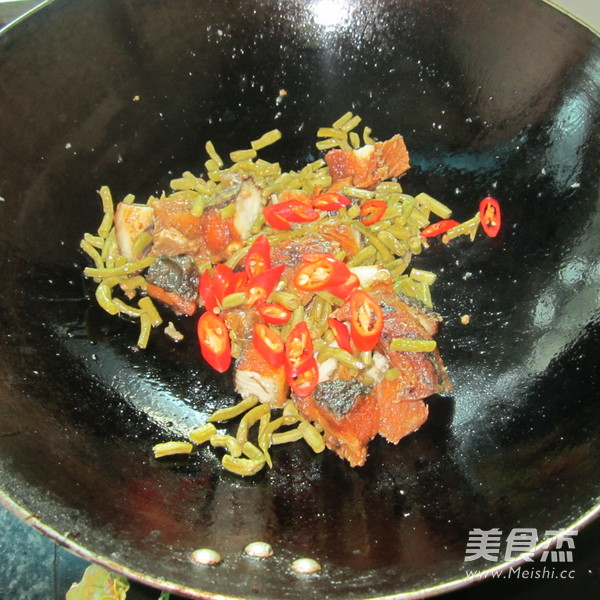 Stir-fried Cured Fish with Capers recipe