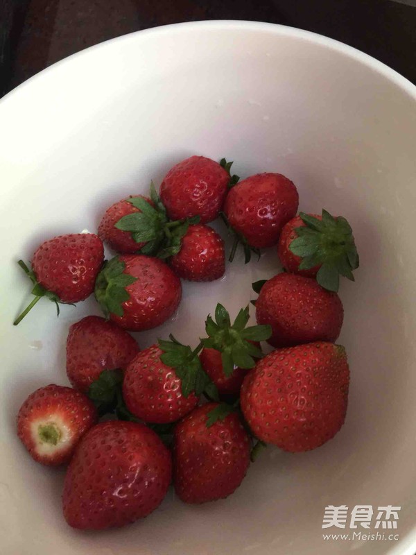 Strawberry Salad recipe