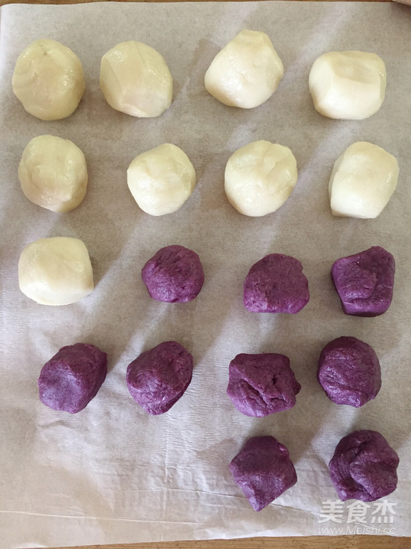 Mochi Taro and Purple Sweet Potato Crisps recipe
