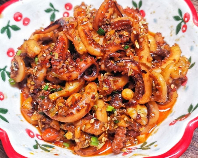 The Cumin Squid Beard with Super Rice is Spicy and Tender, and It is Better Than Barbecue recipe