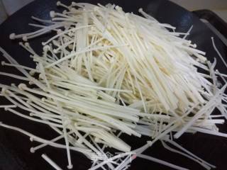 Enoki Mushroom with Garlic Spicy Sauce recipe