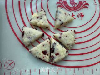 Cranberry Whipped Cream Scones recipe