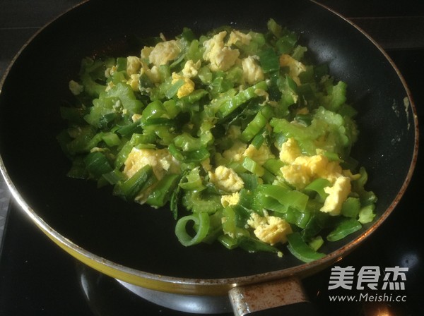 Fried Bitter Melon with Egg recipe