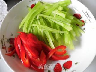Spicy Lettuce with Dried Bean Curd recipe