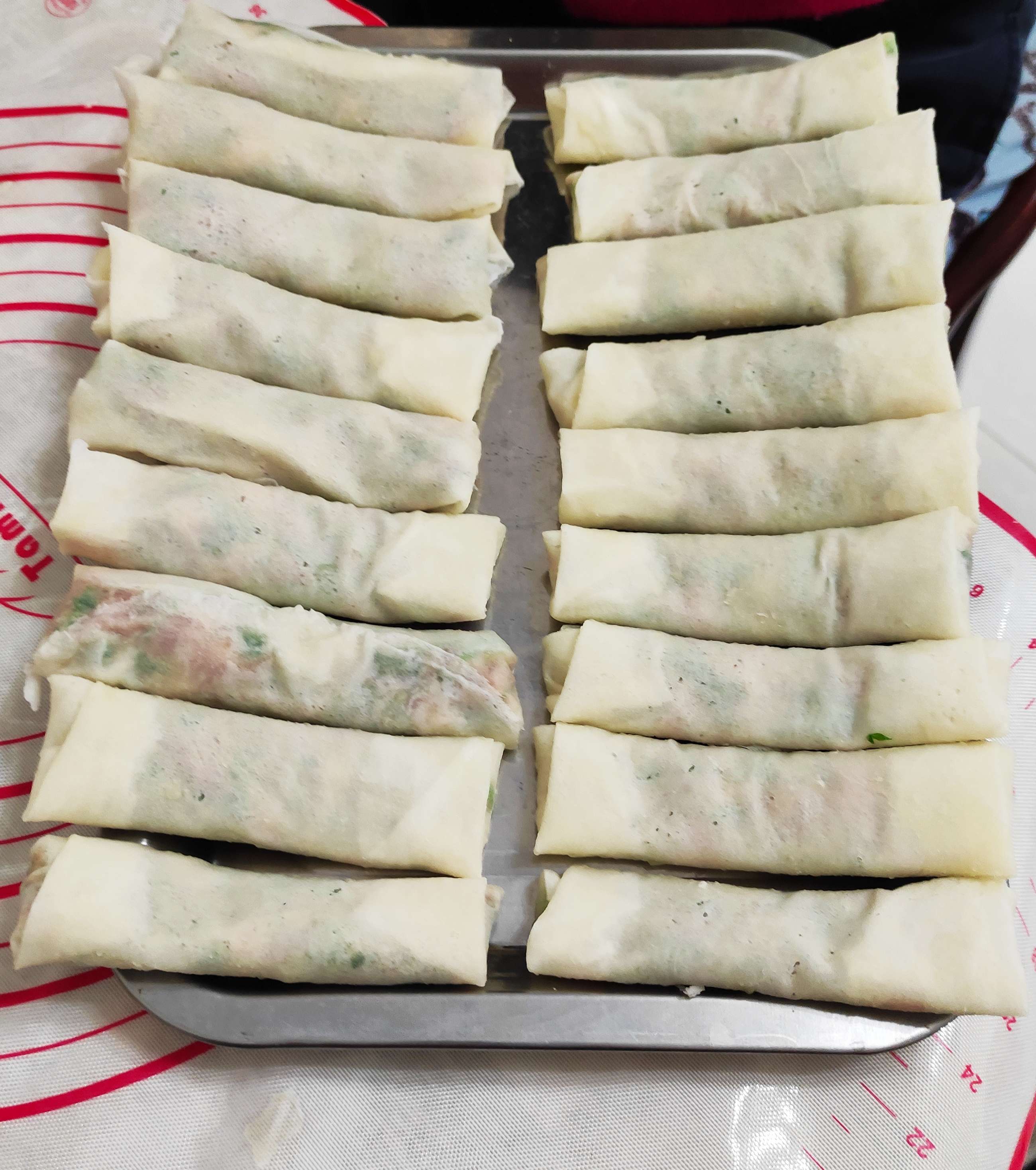 Shepherd's Purse and Pork Spring Rolls are Much Easier Than Making Dumplings recipe