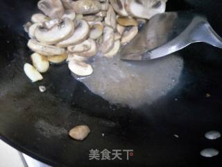 Braised Noodles with Dry Fried Pork Belly recipe