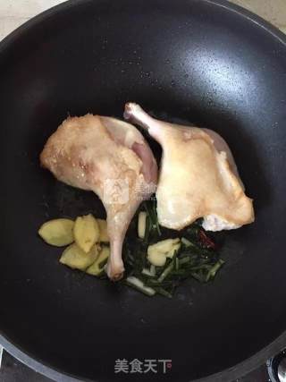 Duck Legs in Sauce recipe